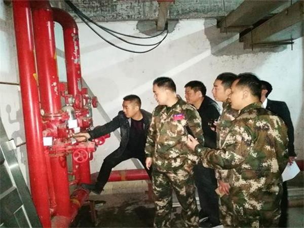 攸县大队深入小区开展消防安全检查