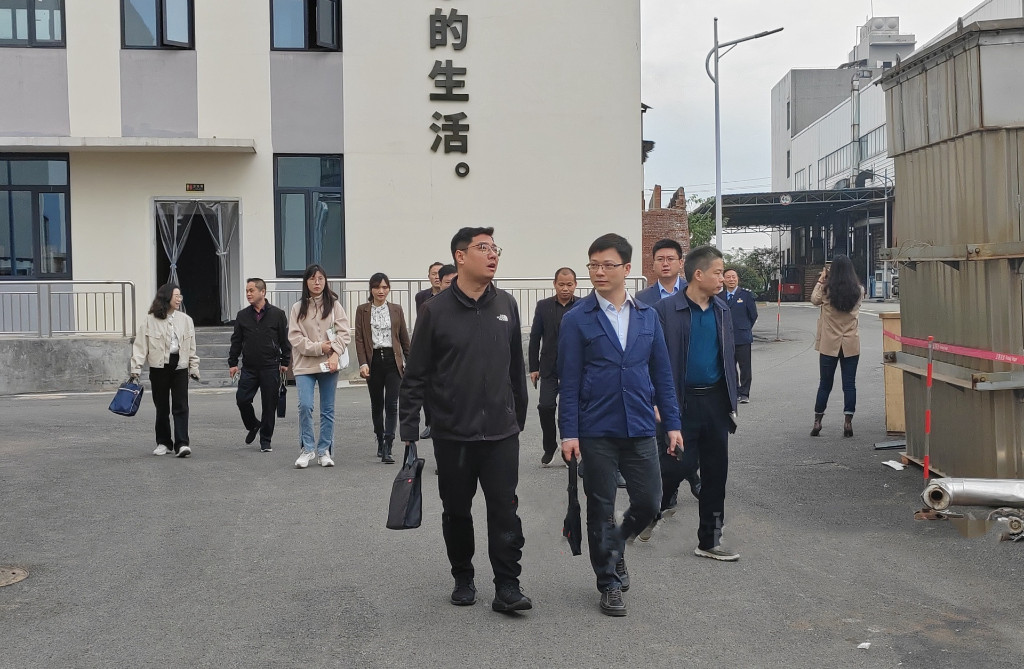 e0dd02d65402420faaac00f2dd14243c_副本